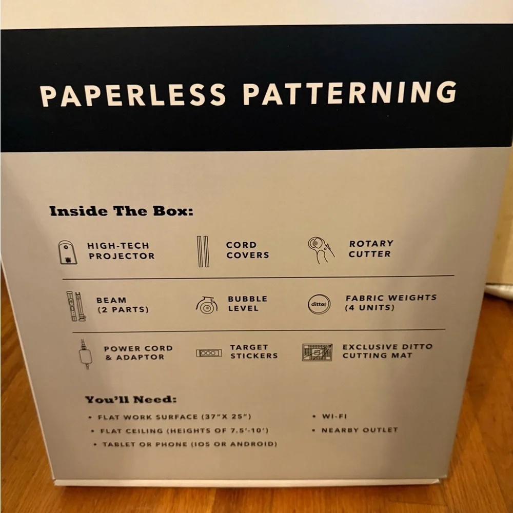Dittos patternless projection system